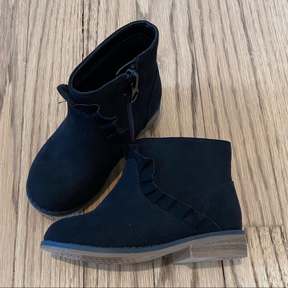 Toddler Black Booties with Ruffle Size 7